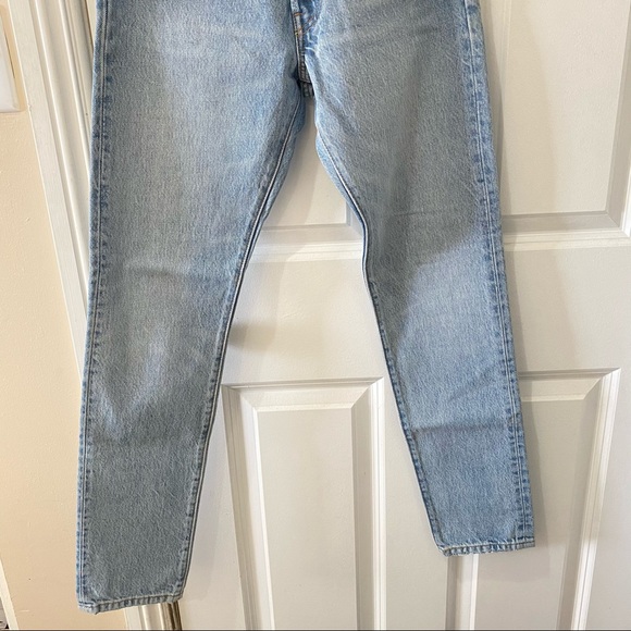 NWT Levi’s 501 S Skinny Jeans in Love Fool 24 x 30 - Picture 7 of 16